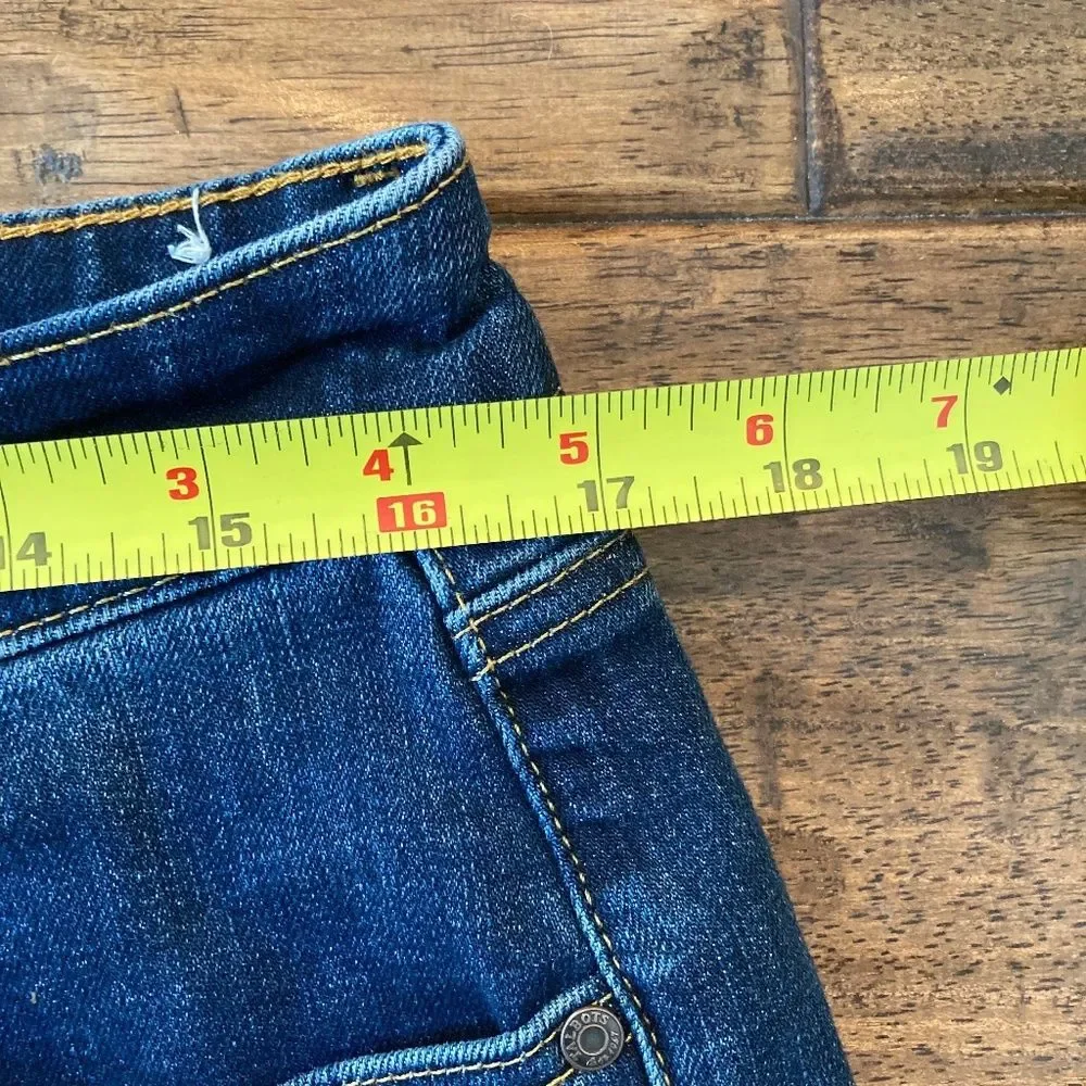 Talbots Dark Wash Everyday Relaxed Fit Denim Jeans Women's 8 - Picture 7 of 8